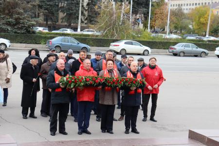 В Волгограде и области прошли мероприятия, посвященные 105-летию Великой Октябрьской Социалистической Революции