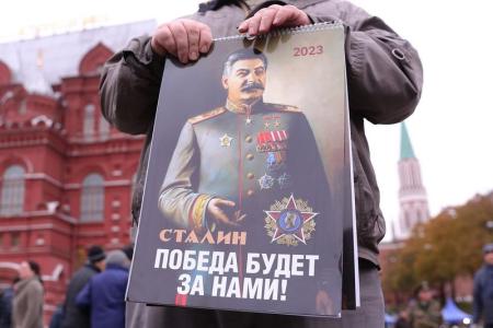 Состоялось возложение венков и цветов к Мавзолею В.И. Ленина
