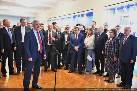 В Госдуме проходит фотовыставка, посвященная Г.Н. Селезневу