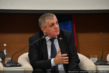 «Новый Избирательный кодекс КПРФ – на благо народа!». Репортаж о круглом столе коммунистов в Госдуме