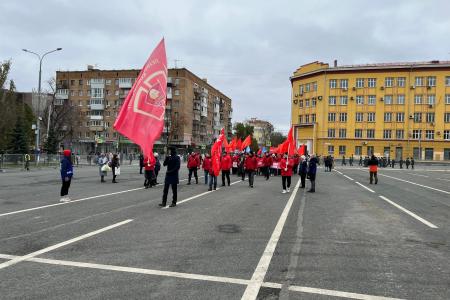 Самарский комсомол на параде памяти