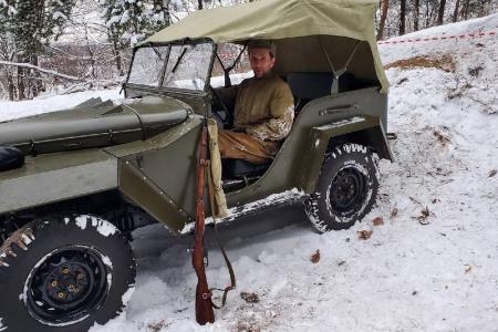 Нижегородские активисты КПРФ и реконструкторы "пленили диверсантов"