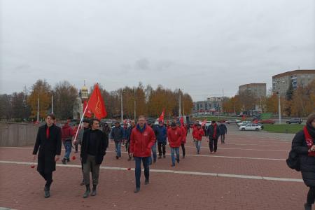 Пенза. Красный автопробег в канун Великого Октября