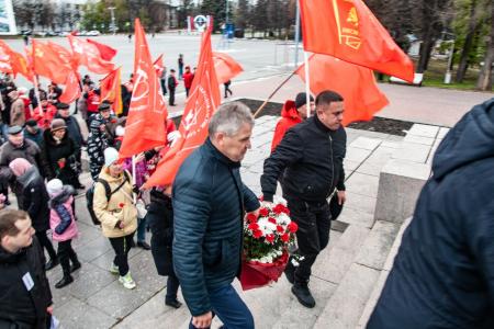 В Ульяновске прошел митинг в честь 105-летия Октябрьской революции