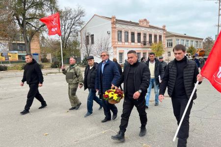 Сенатор и депутаты КПРФ от Ульяновской области посетили новые области России