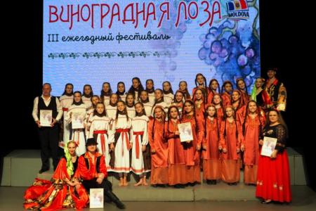Рязань. Депутаты-коммунисты посетили фестиваль «Виноградная лоза» – праздник дружбы народов