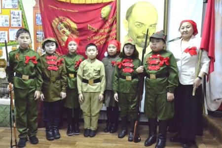 Борьба за самую справедливую и совестливую власть продолжается, а значит, и Революция не окончена. Якутяне не позволили замолчать Красный день календаря
