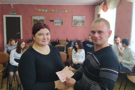 Саратовская область. Знамя Революции не померкнет в веках!