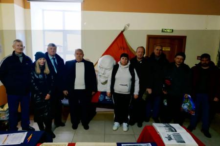 Подмосковные коммунисты проводят автопробеги и праздничные мероприятия к 100-летию СССР