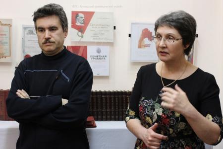 Архангельская область. В Котласе открыли выставку к 100-летию СССР "Серп и молот"