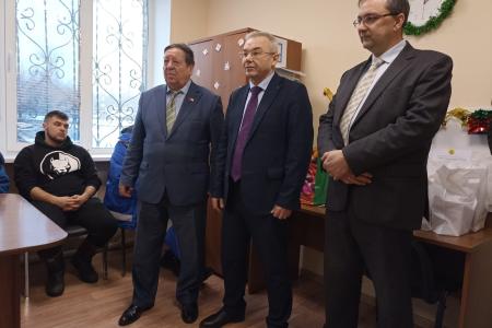 Московская область. По поручению депутата КПРФ Александра Наумова состоялось награждение работников предприятий в Кашире