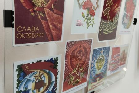 Архангельская область. В Котласе открыли выставку к 100-летию СССР "Серп и молот"
