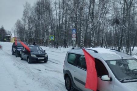 В Архангельской области проходят праздничные автопробеги в честь 100-летия СССР