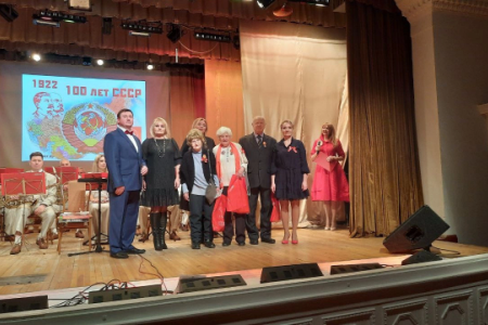 Подмосковные коммунисты проводят автопробеги и праздничные мероприятия к 100-летию СССР