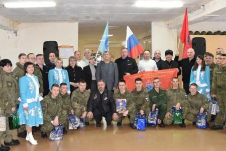 Заместитель Председателя Мособлдумы, второй секретарь МК КПРФ Константин Черемисов поздравил военнослужащих ВКС в г.о. Лотошино