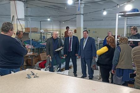 Московская область. По поручению депутата КПРФ Александра Наумова состоялось награждение работников предприятий в Кашире