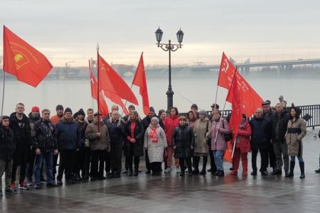 В Ростове-на-Дону прошел автопробег «Моя Родина – СССР!»