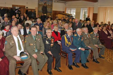 Брянские коммунисты провели торжественный вечер, посвящённый 100-летию СССР