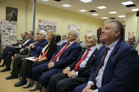 Воронежские коммунисты отметили 30-летие своей региональной партийной газеты