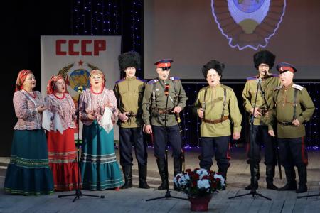 В Калуге состоялся торжественный вечер-концерт, посвящённый 100-летию СССР