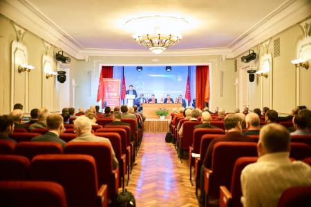 Репортаж о пленуме нижегородских коммунистов