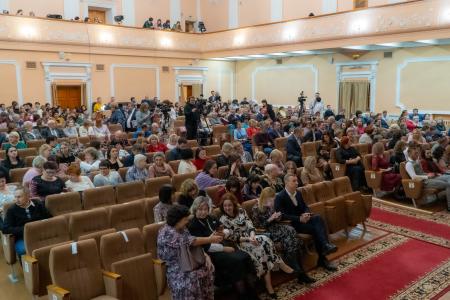 Курская область. Активисты КПРФ и «Русского лада» отметили юбилей Дома народного творчества