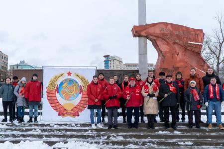 Курская область. Н.Н. Иванов принял участие в автопробеге в честь 100-летия со дня образования Союза Советских Социалистических Республик