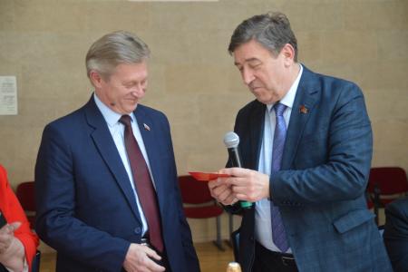 Лидер ставропольских коммунистов Виктор Гончаров: Сегодня нас спасают созданные в советское время оборонно-промышленный комплекс и ракетно-ядерный щит