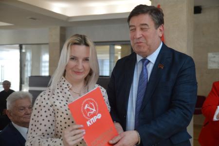Лидер ставропольских коммунистов Виктор Гончаров: Сегодня нас спасают созданные в советское время оборонно-промышленный комплекс и ракетно-ядерный щит
