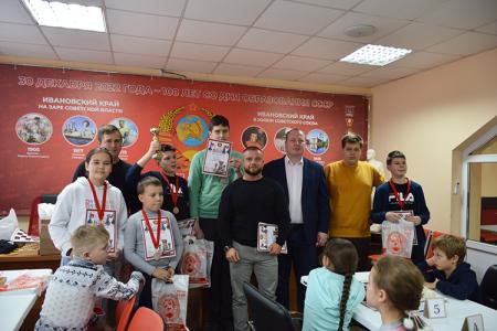 В Иваново состоялся турнир по быстрым шахматам «100 лет СССР»