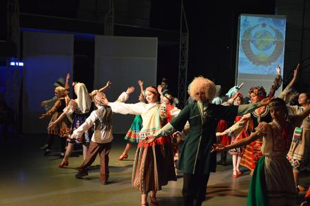«Мы все родом из СССР». Ивановский обком КПРФ провёл большой торжественный вечер