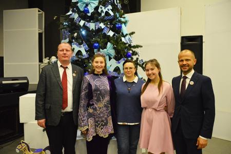 «Мы все родом из СССР». Ивановский обком КПРФ провёл большой торжественный вечер
