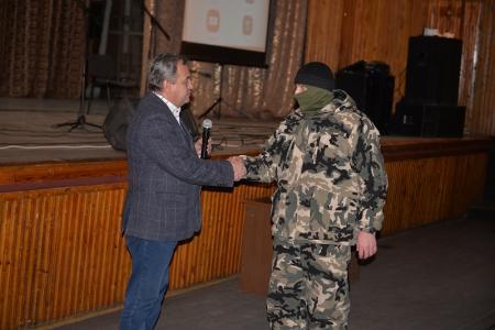 Новосибирск. Депутат Госдумы Ренат Сулейманов встретился с мобилизованными сибиряками