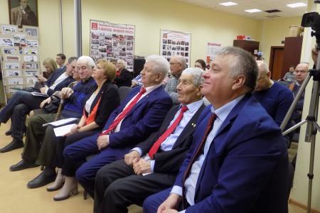 Сергей Гаврилов поздравил с 30-летием  общественно-политическую газету «За возрождение»