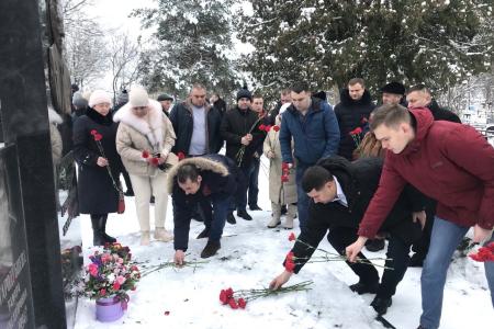 Коммунисты Тульской области почтили память народного Губернатора Тульской области В.А. Стародубцева