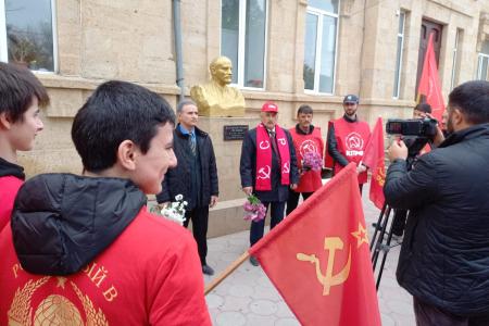 Дагестан. В Дербенте состоялся автопробег, посвящённый 100 летию СССР
