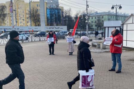 Рязанские коммунисты проверили пикеты к 100-летию СССР