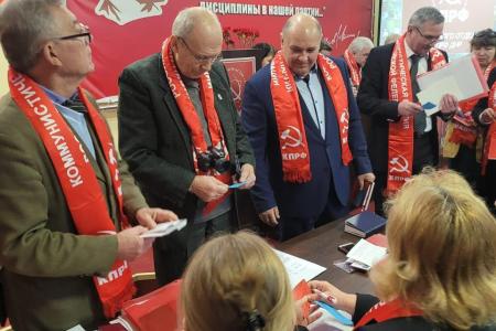 Казбек Тайсаев и Александр Ющенко приняли участие в Учредительной Конференции КПРФ в ДНР