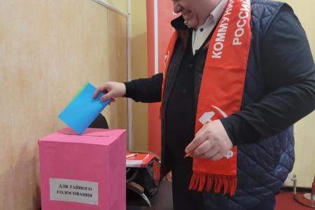 Казбек Тайсаев и Александр Ющенко приняли участие в Учредительной Конференции КПРФ в ДНР