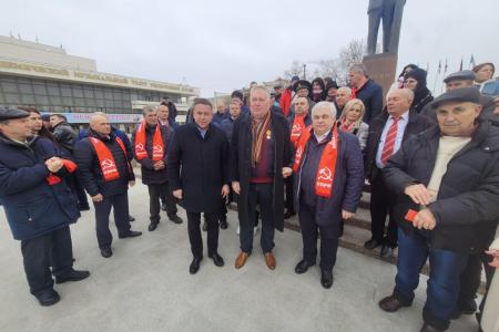 Казбек Тайсаев, Александр Ющенко, Алексей Куринный, Гибатдинов Айрат приняли участие в Учредительной Конференции херсонского регионального (областного) отделения КПРФ
