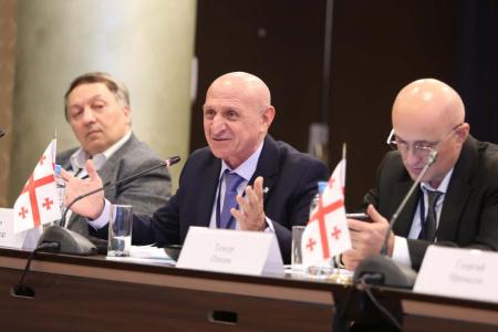 Леонид Калашников, Казбек Тайсаев и Владимир Исаков приняли участие в Российско-Грузинском форуме