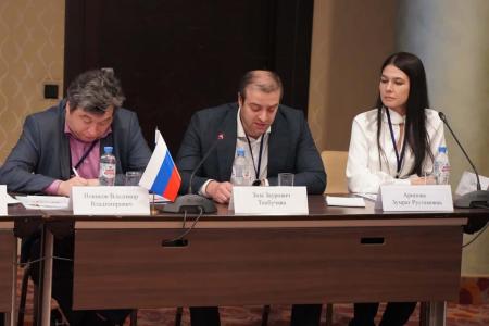 Леонид Калашников, Казбек Тайсаев и Владимир Исаков приняли участие в Российско-Грузинском форуме