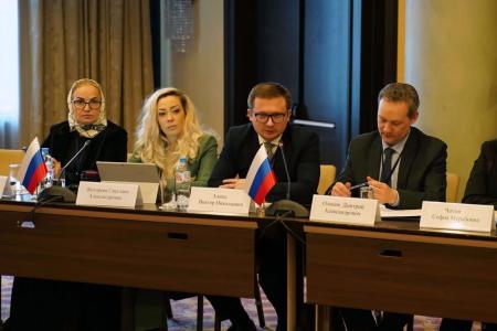 Леонид Калашников, Казбек Тайсаев и Владимир Исаков приняли участие в Российско-Грузинском форуме