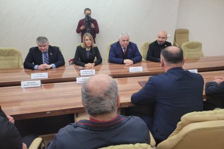Казбек Тайсаев совместно с делегацией от Государственной Думы РФ прибыл в Южную Осетию