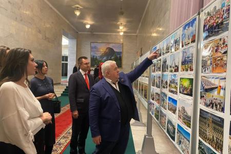 Казбек Тайсаев, Сергей Казанков, Мария Прусакова, Игорь Макаров посетили посольство КНДР