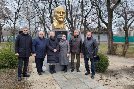 Казбек Тайсаев, Сергей Левченко, Ольга Ефимова совместно с делегацией от Государственной Думы прибыли в Луганскую Народную Республику