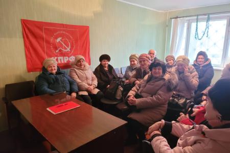 Продолжается рабочая поездка делегации КПРФ во главе с Казбеком Тайсаевым, Сергеем Левченко, Ольгой Ефимовой в ЛНР