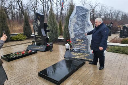 Рабочая поездка делегации КПРФ во главе с Казбеком Тайсаевым, Сергеем Левченко, Ольгой Ефимовой в ДНР