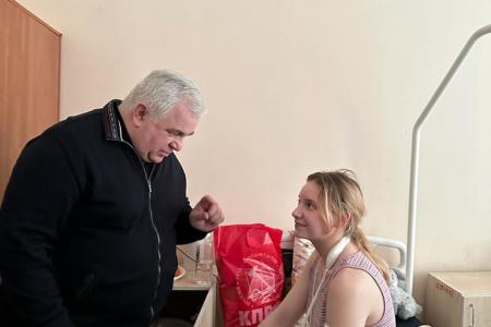 Рабочая поездка делегации КПРФ во главе с Казбеком Тайсаевым, Сергеем Левченко, Ольгой Ефимовой в ДНР