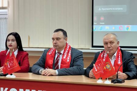 Лидер крымских коммунистов Сергей Богатыренко: "Весь мир, изучив уникальный опыт СССР, взял для себя лучшее!"